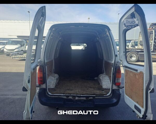 Minibus NISSAN NISSAN M I DVFC23NU/96 VANETTE CARGO - NISSAN M I DVFC23NU/96 VANETTE CARGO