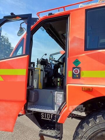 Tűzoltóautó Sides VMA 135 Flugfeldlöschfahrzeug ARFF