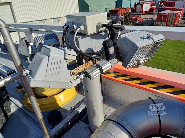 Tűzoltóautó Sides VMA 135 Flugfeldlöschfahrzeug ARFF