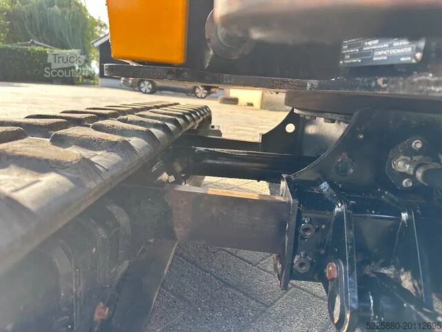 Mini bager JCB 19C-1