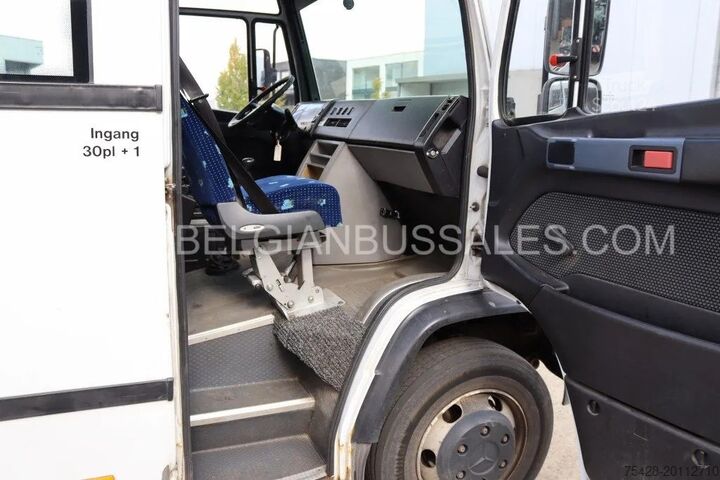 Minibus Mercedes Vario/Joost 813D