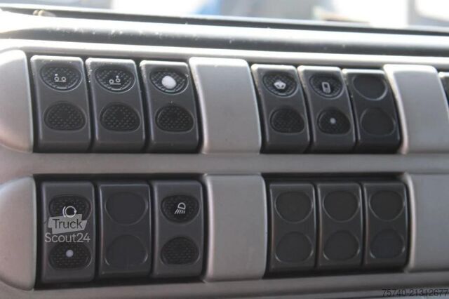 Chladírenská/mrazírenská přeprava Iveco Stralis 310 + 6X2 EURO 5 + CARRIER  + LIFT