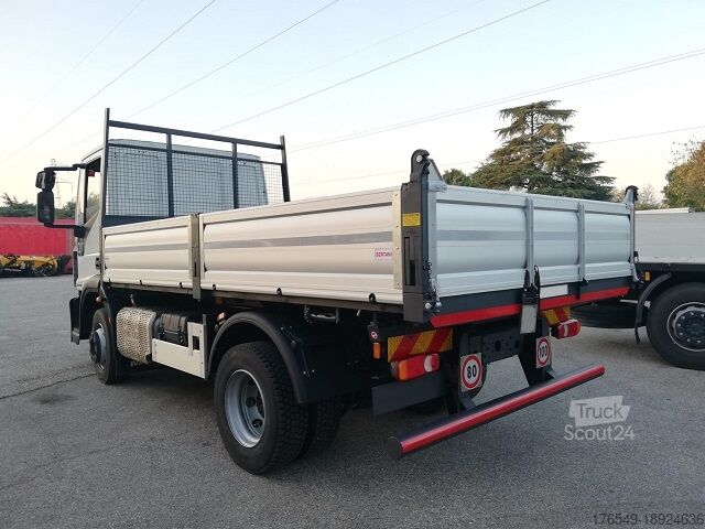 Autobasculantă cu trei laturi Iveco 120E19