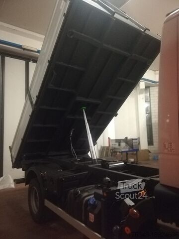 Tre-sidet tipvogn Iveco 120E19