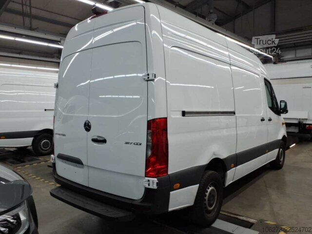 Dodávka Mercedes-Benz Sprinter 317 CDI,L2H2,Automatik,Kamera,Navi