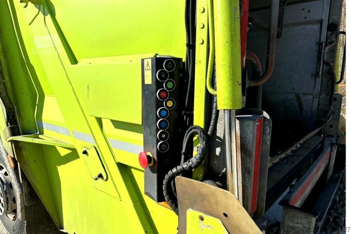 Camion à ordures Mercedes-Benz Econic 2635 6x2*4 Getriebeschaden