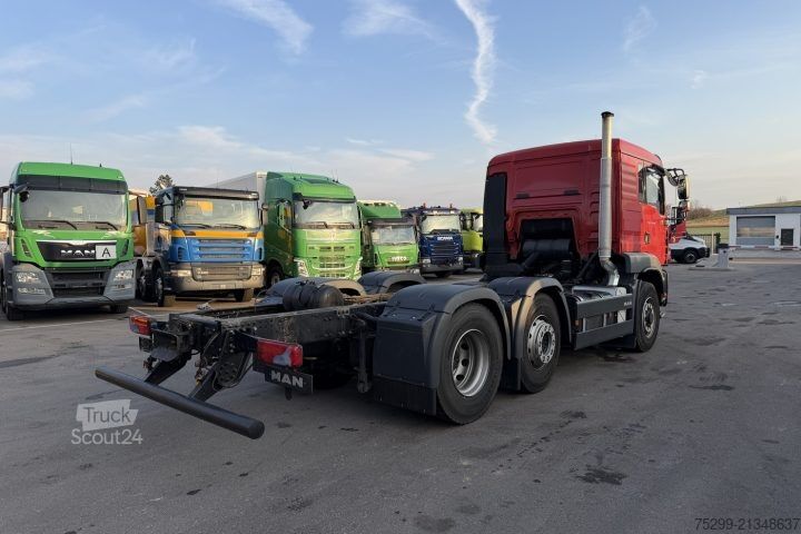 Tovornjakovo podvozje MAN TGA 26.430 6x4H*2 Fahrgestell / Swiss-Vehicle