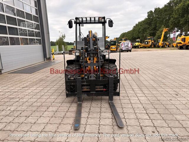 Chargeuse JCB 403 Canopy 25PS gebraucht