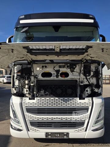 Standard-SZM Volvo FH 500 3 units, I-Save, I-Park, Camera, Full Sp...