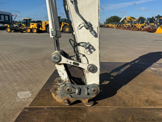 ķēžu ekskavators Liebherr R936 LC