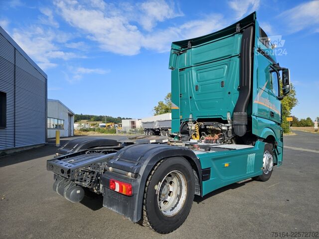 Trattore stradale standard Mercedes-Benz Actros 1851 LS 4x2 Unfall