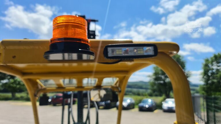 Ratinis krautuvas Eurotrac W11 Schutzdach 26 PS  Hoflader Radlader