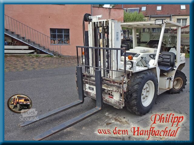 Περονοφόρο ανυψωτικό με τηλεσκοπικό βραχίονα Manitou Manitou 4RM 20HP Allrad