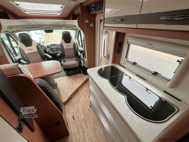 Polointegrovaný obytný vůz LMC T 662 G - Einzelbetten - Automatik - 2x Klima -