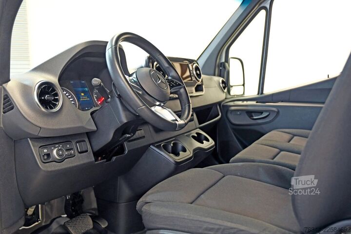Κλειστό βαν MERCEDES-BENZ Sprinter 317 CDI MR L2H2 Automatik Klima #T238