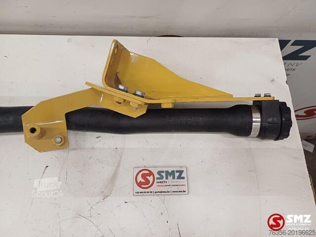 Motorteil Caterpillar Hose + cap engine oil filler + plates Caterpillar