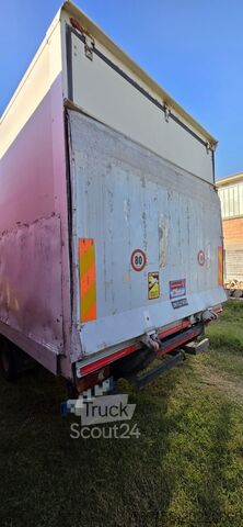 Camion à benne basculante Iveco EuroCargo 75