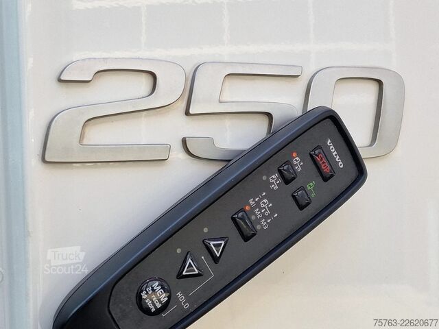 Gekoeld/bevroren transport Volvo FL 250 Thermoking T-1200R - Full air - Euro 6 -...