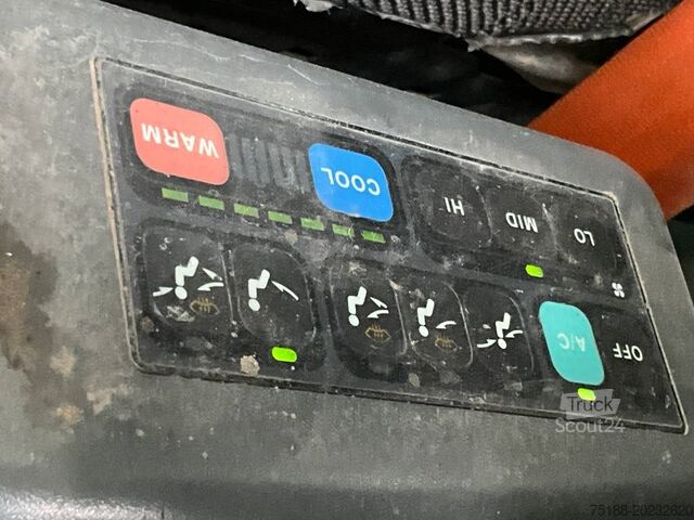 Midi kotrógép Doosan DX 80 R