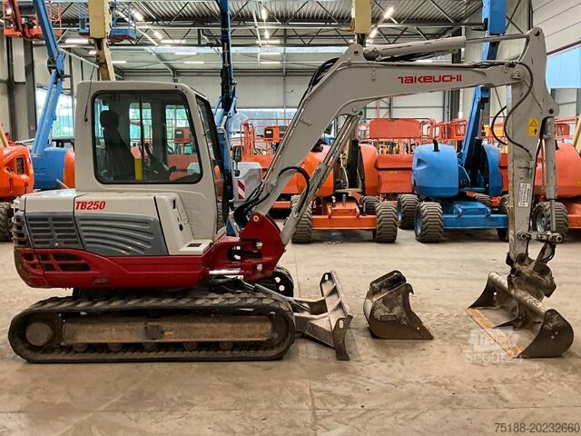 Mini ekskavatör Takeuchi TB 250