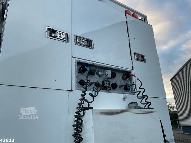 Standard-SZM Volvo FH 16.750 8x4 Euro 6 Tridem Hydrauliek