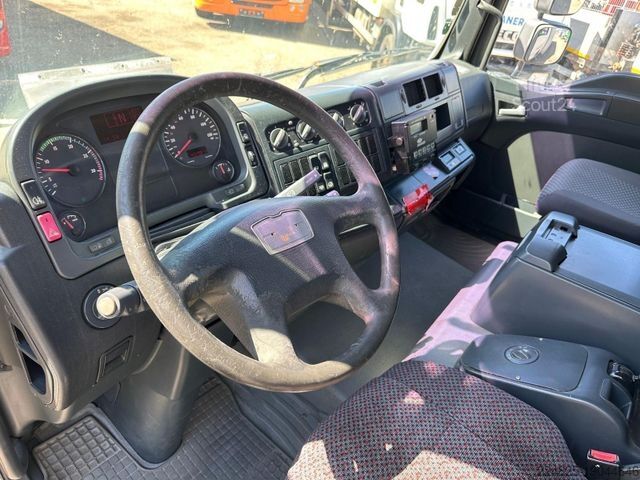 Camion frigorifique MAN TGL 12.180 4x2 BL KÜHLKOFFER+LBW*2007*EURO4*