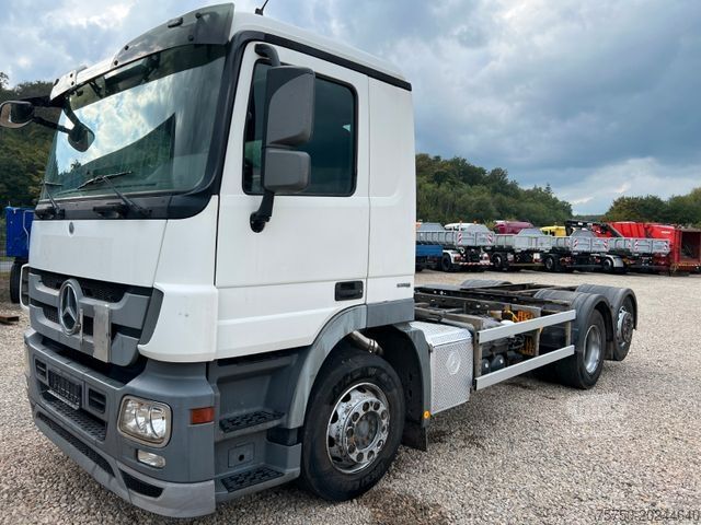Châssis de camion MERCEDES-BENZ Actros MP 3 2532 6x2 Euro 5