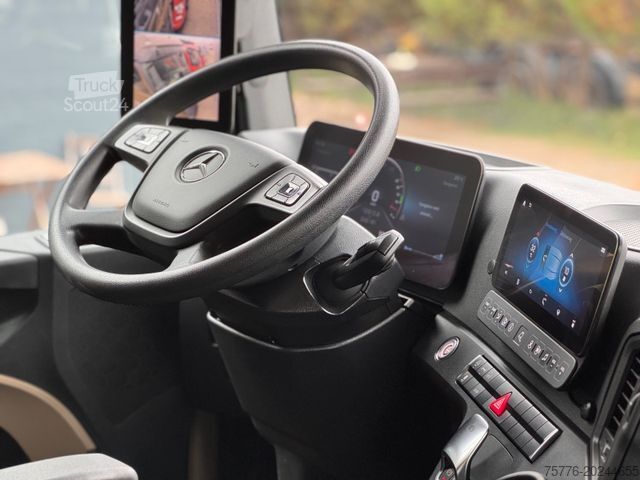 Samochód ciężarowy z plandeką typu platforma MERCEDES-BENZ 1833 Actros 5   StreamSPace LBW