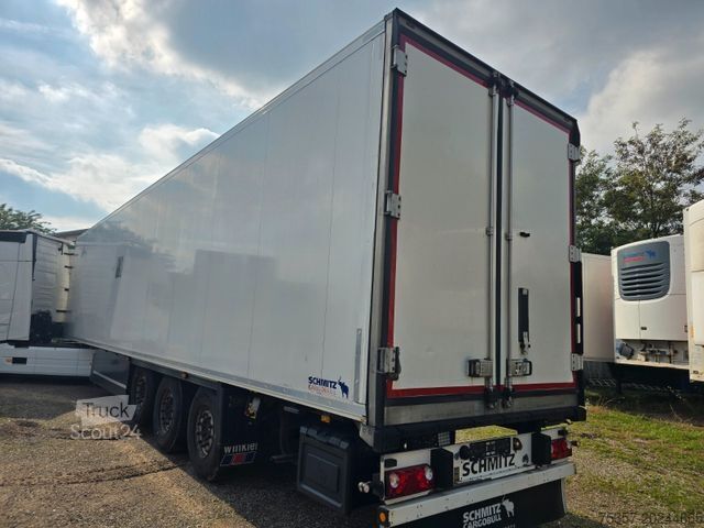 Semirimorchio frigorifero SCHMITZ CARGOBULL SCB*S3B. mitz Kuhlm.
