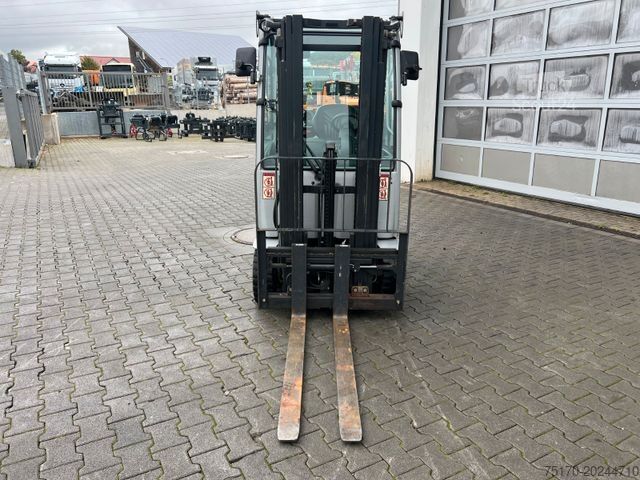 Carrello elevatore frontale STILL RX 20-14 / Triplex: 4,3m / nur 1.212h! / SS