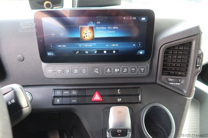 Valise Mercedes-Benz Bakwagen + DHollandia 2000 kg