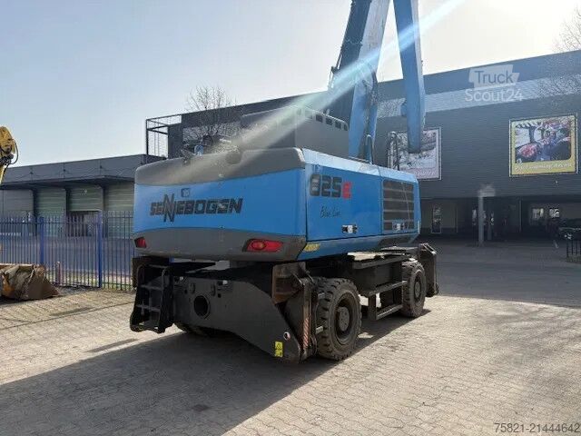 Maskin for materialhåndtering Sennebogen 825E