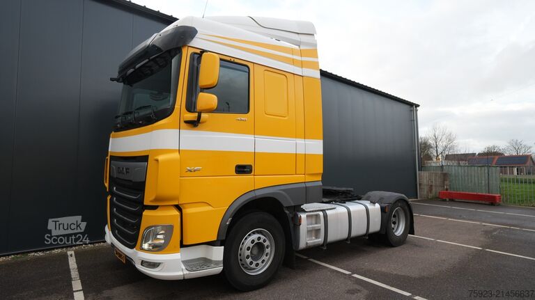 MTS standard DAF XF 430 Space Cab tractor unit