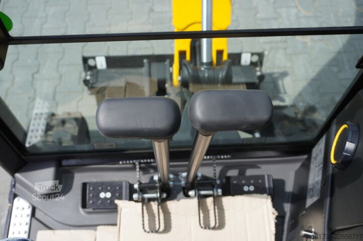 Minigravemaskine på bælter - 7 stk. JCB 16 C-1 mini crawler excavator / joystick