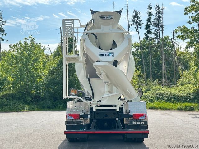 Betonmischer LKW MAN TGS 32.440 8x4 / Euromix MTP EM 9 L