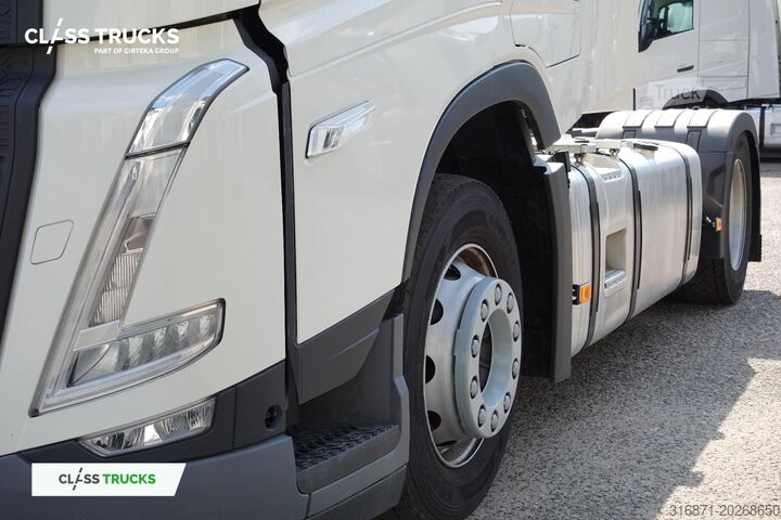 Standard tractor unit VOLVO FH 500 Globetrotter XL Varios