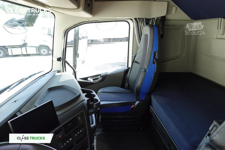 Standard tractor unit VOLVO FH 500 Globetrotter XL Varios