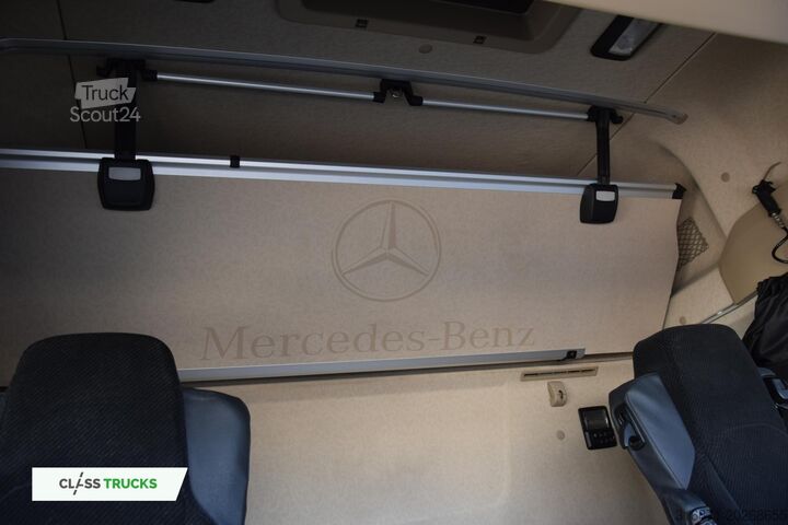 Standard-Zugmaschine MERCEDES-BENZ Actros 5 1845 BigSpace LED lights