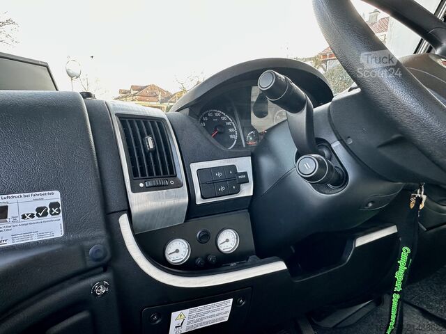 Integrerad husbil Chausson Exaltis 7017