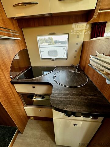 Integrerad husbil Chausson Exaltis 7017