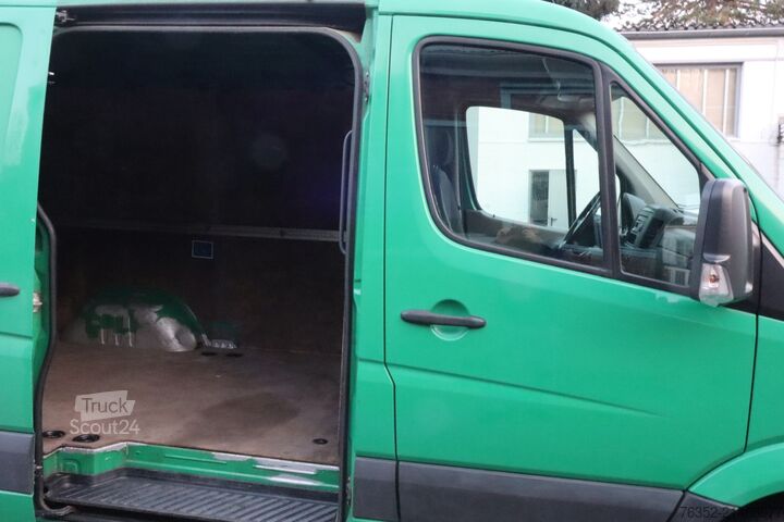 Fourgon tôlé Mercedes-Benz Sprinter 313CDI HU2/28. 1 Hand