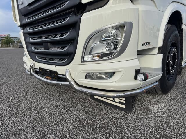Standardní tahač DAF XF 530 SSC Intarder Standklima Lightfix Bügel