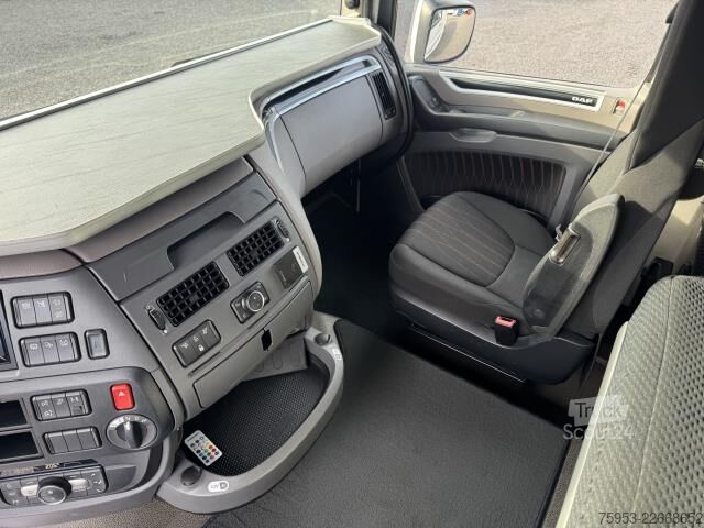 Standardní tahač DAF XF 530 SSC Intarder Standklima Lightfix Bügel