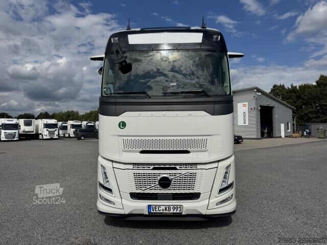Standardní tahač Volvo FH 500 Aero TC Leder Alufelgen LED Retarder