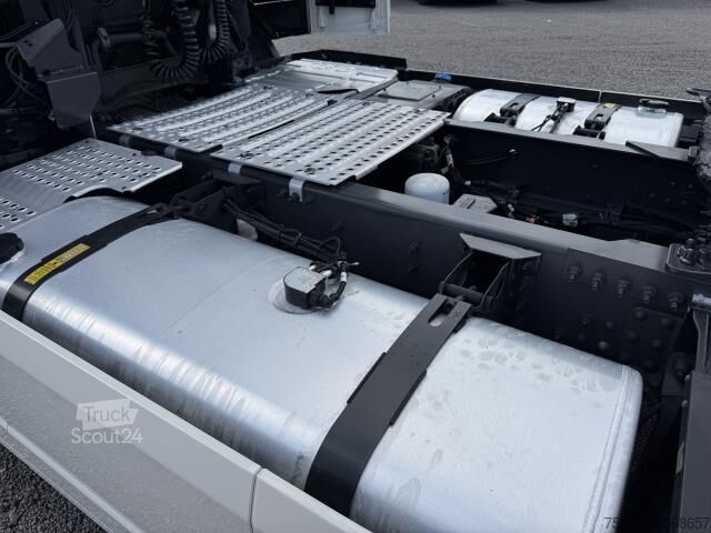 Standardní tahač Volvo FH 500 Aero TC Leder Alufelgen LED Retarder