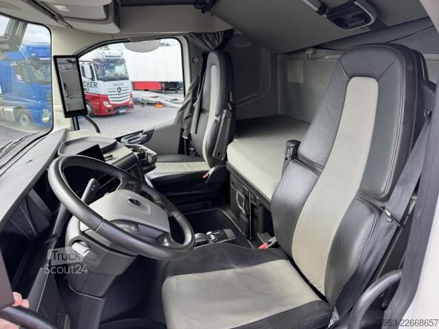 Standardní tahač Volvo FH 500 Aero TC Leder Alufelgen LED Retarder