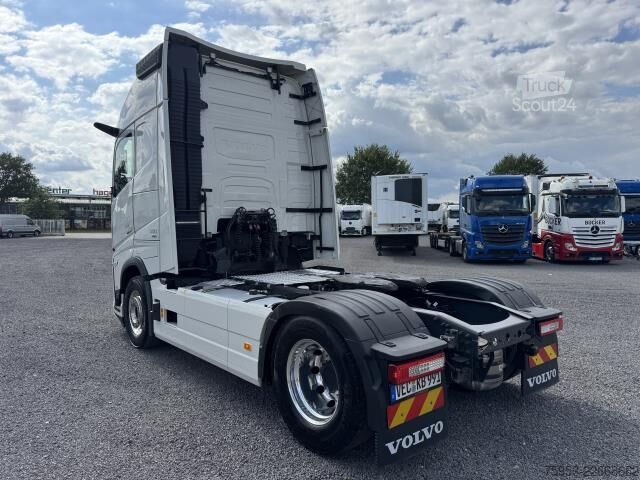 Standardní tahač Volvo FH 500 Aero TC Leder Alufelgen LED Retarder