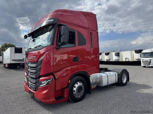 Standardní tahač Iveco S-Way 460 4x2 Intarder Standklima Drum Kompressor