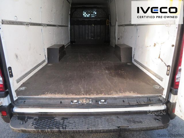 Fourgon surélevé IVECO 35S16A8V