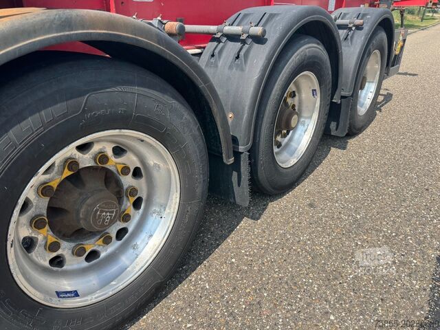 Transport af containere Schmitz Cargobull SCF24 20 FT Chassis / Tank / ADR / BPW Axles / ...